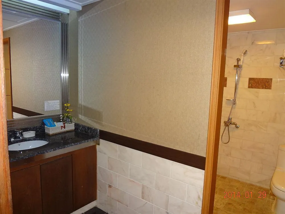 Diamond Tourist Hotel Busan